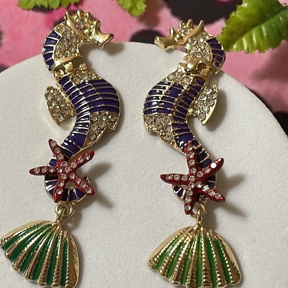 Betsy Johnson Purple Seahorse Earrings - Picture 10 of 12